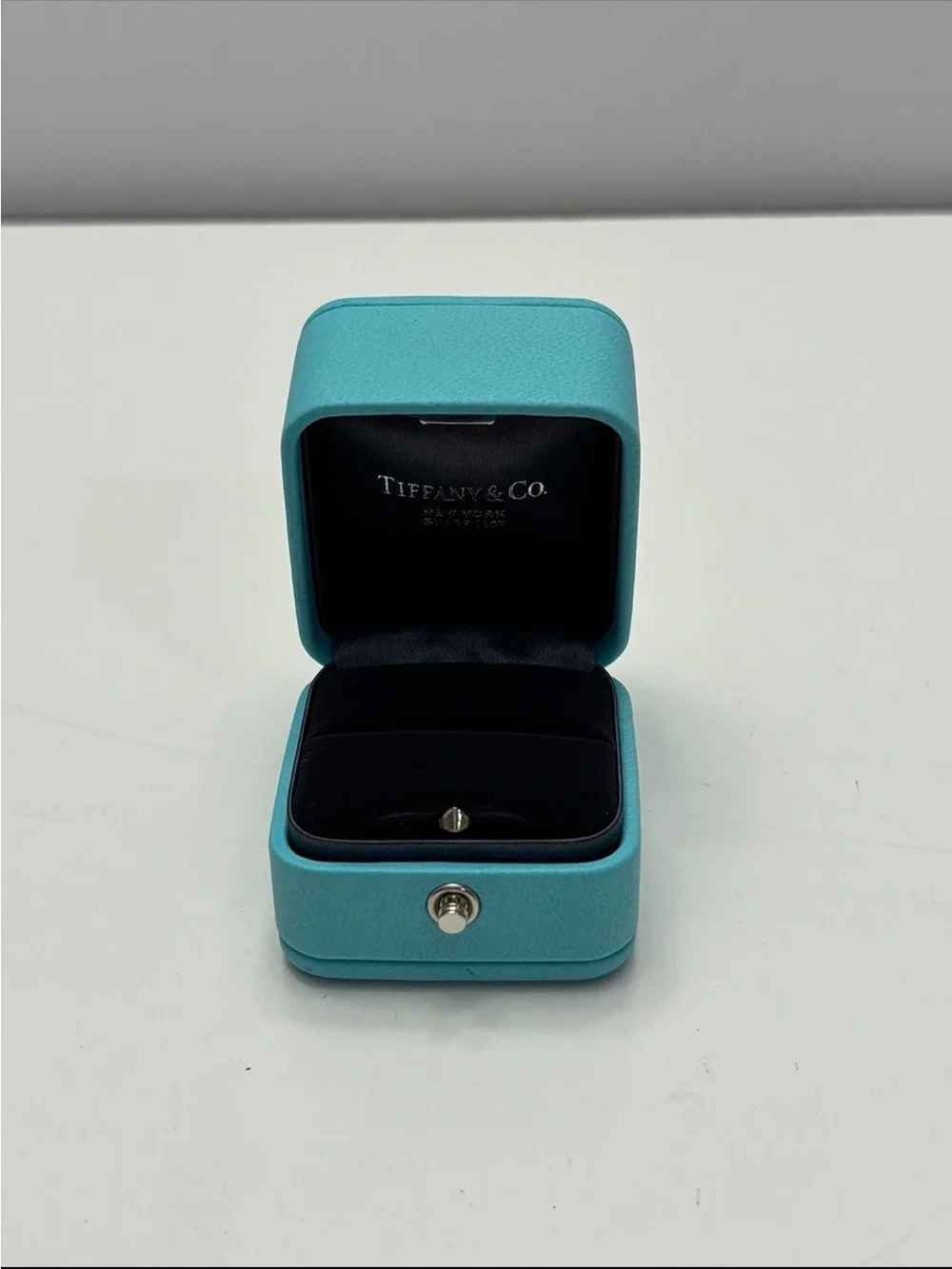 Tiffany & Co jewelry engagement ring box- blue